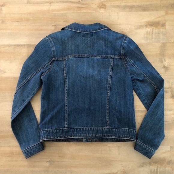 Lord & Taylor Denim Jacket, Size: M Excellent Used Condition - Picture 9 of 12